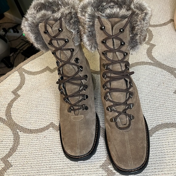 AQUATALIA BY MARVIN K BRASS WEATHERPROOF BROWN SUEDE FAUX FUR lace up boots - Picture 13 of 15